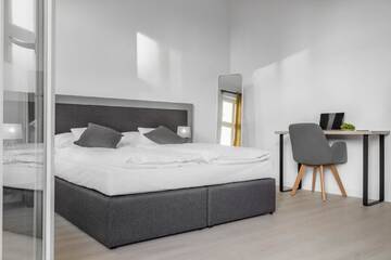 Фото номера Апартаменты с 1 спальней и балконом Апарт-отели Aparthotel Platinum г. Щецин 6