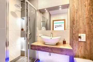 Фото номера Апартаменты с балконом Апартаменты Top Oder Apartments г. Щецин 42