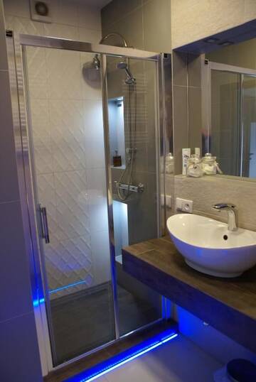Фото номера Апартаменты с балконом Апартаменты Top Oder Apartments г. Щецин 45