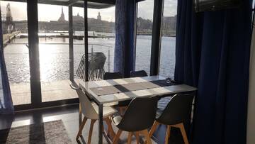 Фото номера Апартаменты с 2 спальнями Апартаменты Houseboat Porta Mare - Odradream г. Щецин 8