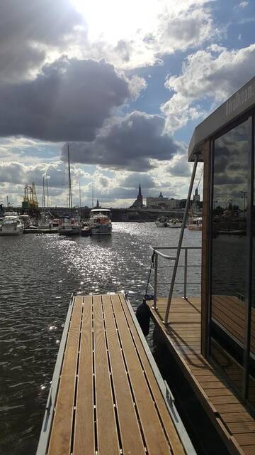 Фото номера Апартаменты с террасой Апартаменты Houseboat Porta Mare - Odradream г. Щецин 11
