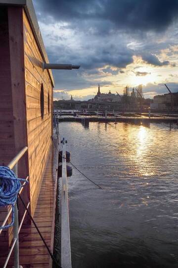 Фото номера Апартаменты с террасой Апартаменты Houseboat Porta Mare - Odradream г. Щецин 15