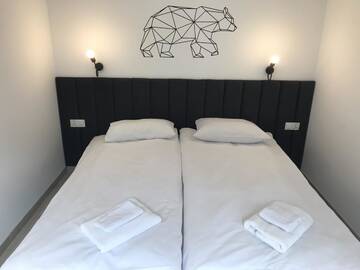 Фото номера Улучшенные апартаменты Апарт-отели Bedroom Apartments Bogusława г. Щецин 7