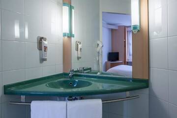 Фото номера Twin Â Room Отель Ibis Szczecin Centrum г. Щецин 6